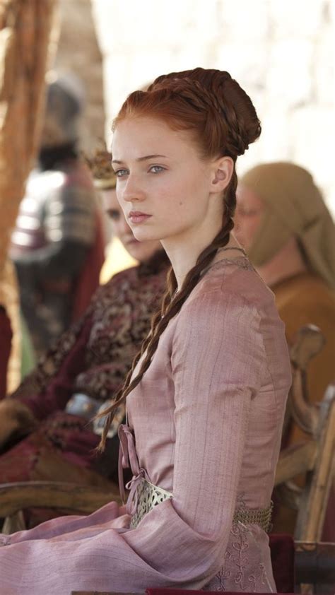 The Hidden Meaning Behind Sansas Costumes On Game Of Thrones Sansa Stark Hair Sansa Stark
