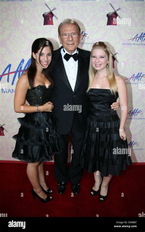 Alfred Mann With Granddaughters Lucia And Tiffany The Alfred Mann