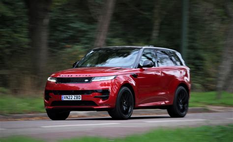 New Range Rover Sport Suvs Sv Variant To Made Debut On This Date