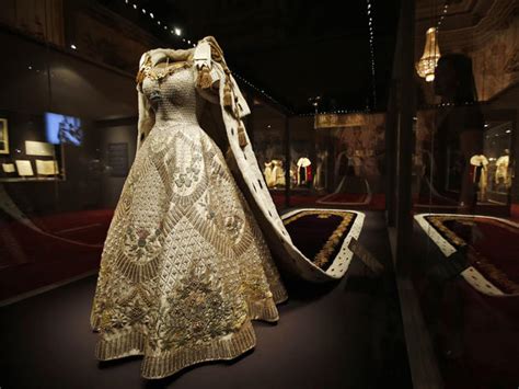 Elizabeth alexandra mary, elizabeth ii, by the grace of god, of the united kingdom of great britain and northern ireland and of. Coronation gown and robe - Queen Elizabeth II's coronation regalia - Pictures - CBS News