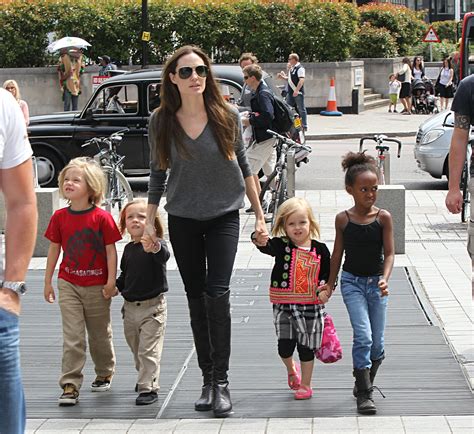 Angelina Jolie Shiloh Jolie Pitt Zahara Jolie Pitt Vivienne Happy Fifth Birthday To Jet