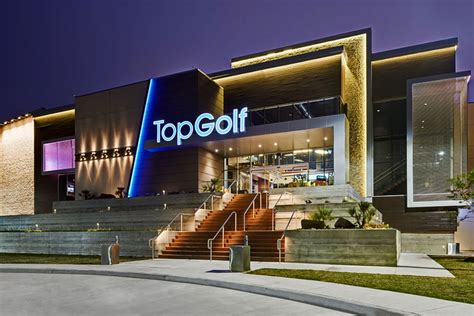 Topgolf Outing Drive For Safe And Healthy Homes — Rebuilding Together Aurora