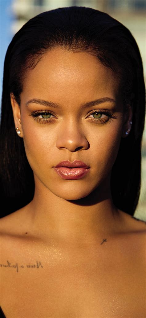 1125x2436 Rihanna 5k Portrait Iphone Xsiphone 10iphone X