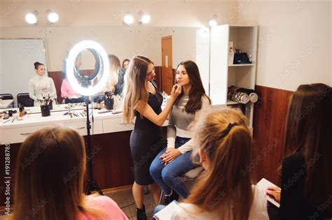 Professional Makeup Teacher Training Her Student Girl To Become Makeup