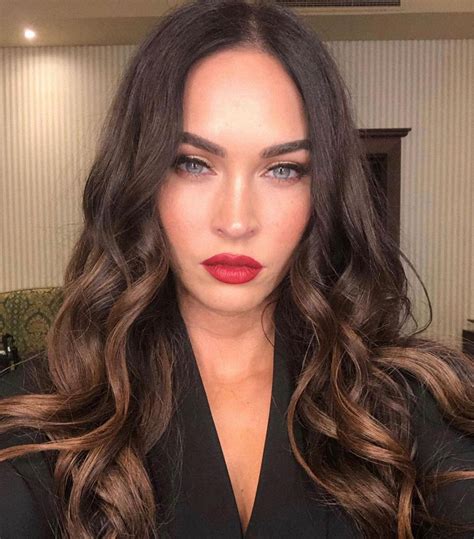 how to re create megan fox s epic red lipstick look who what wear uk