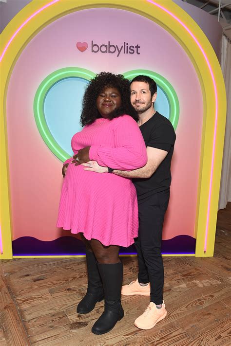 Precious Star Gabourey Sidibe 40 Is Expecting Twins With Husband Brandon Frankel As She Debuts