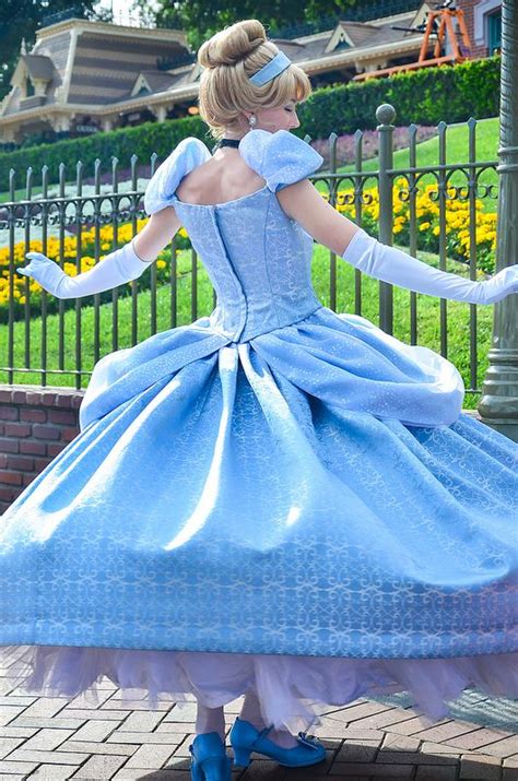 See more ideas about cinderella, disney, cinderella disney. Cinderella | Disney cosplay, Cinderella disney, Disney ...