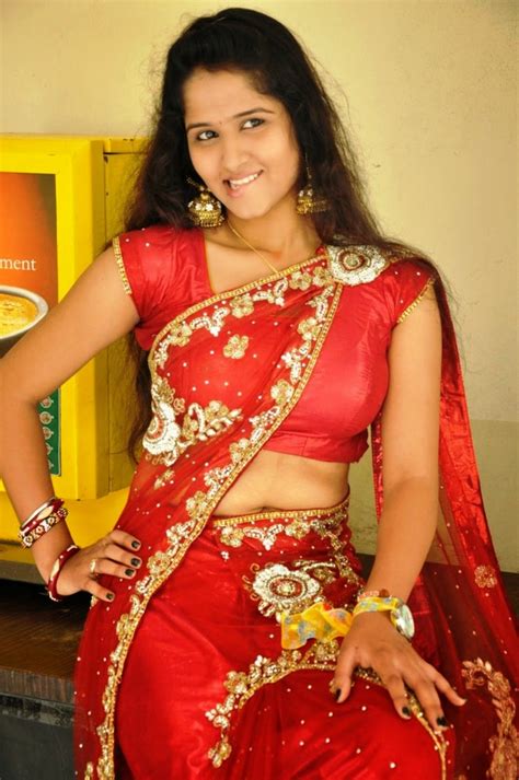 Kerala Sexy Aunty Actress Jayathi Sexy Red Saree Pallu Drop Big Boobs