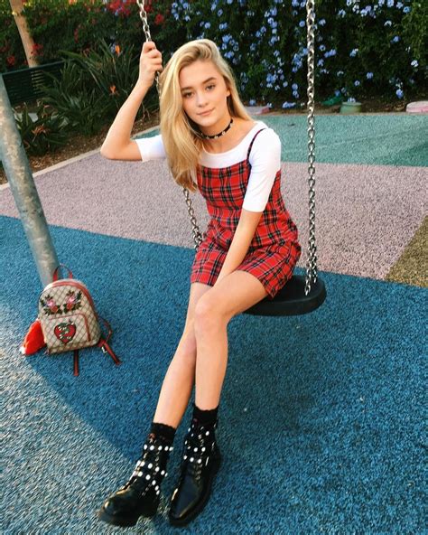 Пин от пользователя Anacoutinho на доске Lizzy Greene Милые летние наряды Розовые наряды