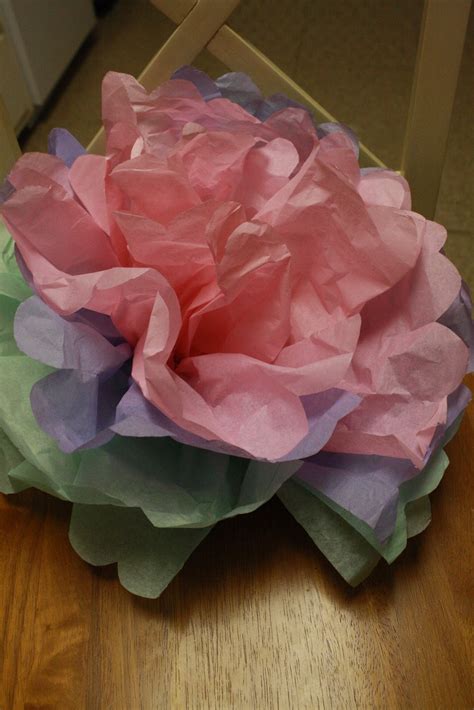 Making paper flowers out of tissue is a fun and easy craft idea for kids. Easy Tissue Paper Flower {tutorial} * Our Good Life