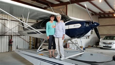 Ladieslovetaildraggers Visiting With A Lady Taildragger Legend