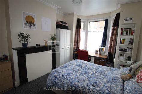 6 Bedroom House For Rent Hessle Place Leeds Ls6 1eu Unihomes
