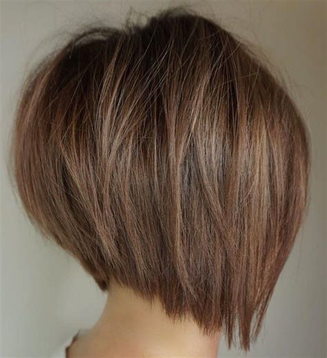 Inverted Razored Bob For Straight Hair Hairtrends In 2020 Bob