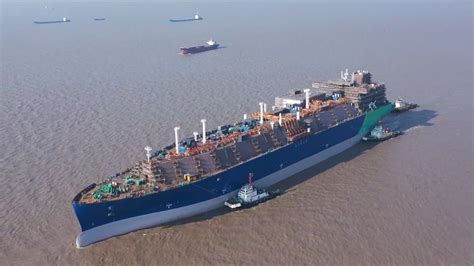 Hudong Zhonghua Floats Out Mols Lng Carrier Lng Prime
