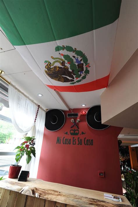 First Look Inside Maracas Restaurant Get Reading
