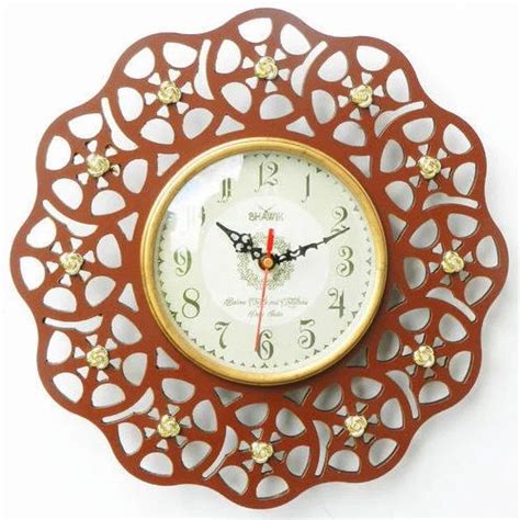 Bhawik Red Decorative Wooden Wall Clock At Rs 690 In Delhi Id