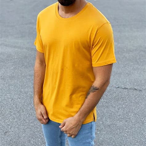 Yellow Sleeveless Top Outfit Yellow Outfit Yellow T Shirt Yellow Top