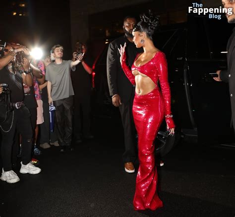 Saweetie Flaunts Her Big Boobs At The La Quan Smith Fashion Show Photos Onlyfans Leaked Nudes