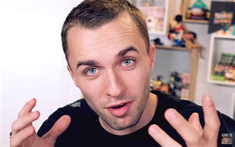 Youtube Squeezie Nest Plus Banni De La Plateforme Déjà