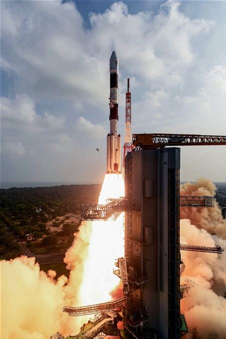 Isro Launches Communication Satellite Cms 01 Pslv C50 Oneindia