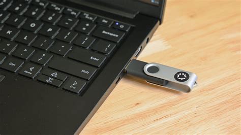 Hoe U Een Opstartbare Linux USB Stick Op Elke Computer Kunt Maken Met Balena Etcher