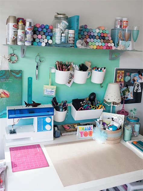 However, keeping supplies tidy can be a problem for some crafters. Craft room and home office storage ideas | DIY