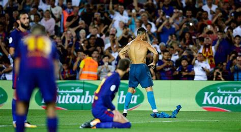 Ronaldo Sent Off After Scoring In Wild Win Over Barcelona Sportsnetca
