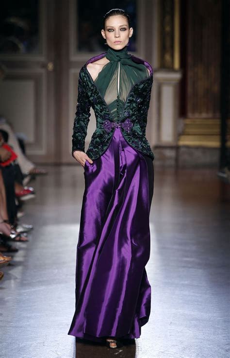 Défilés Vogue Paris Fashion Purple Fashion Beautiful Gowns