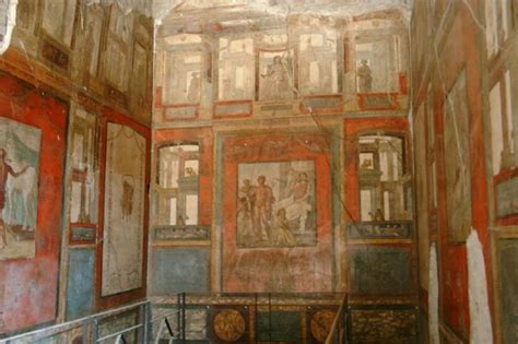 My Ancient World — More Roman Art Fourth Style Wall Painting From