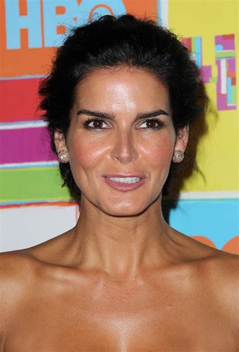Angie Harmon Picture 66 Angie Harmon Appears On Extra