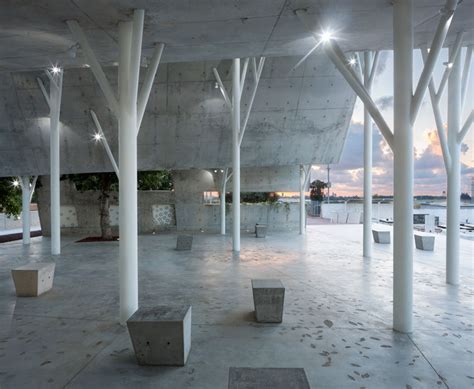 Ron Shenkin Places Concrete Folded Canopy Over Cemetery