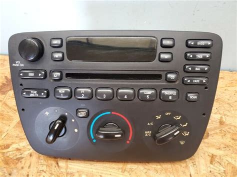 2001 2003 Ford Taurus Am Fm Cd Player Radio Receiver R2s06b21 For Sale