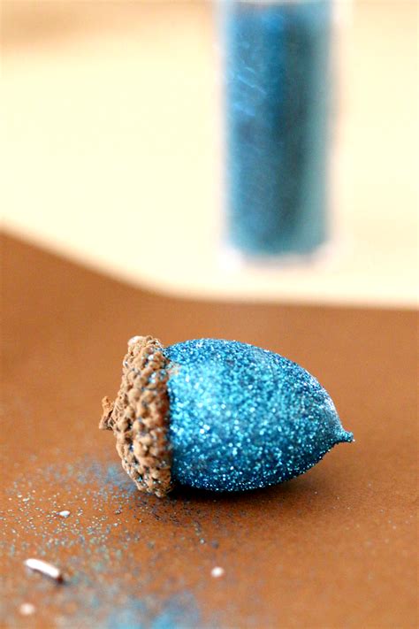 Diy Glitter Pinecones Perfect To Personalize Your Fall Decor With