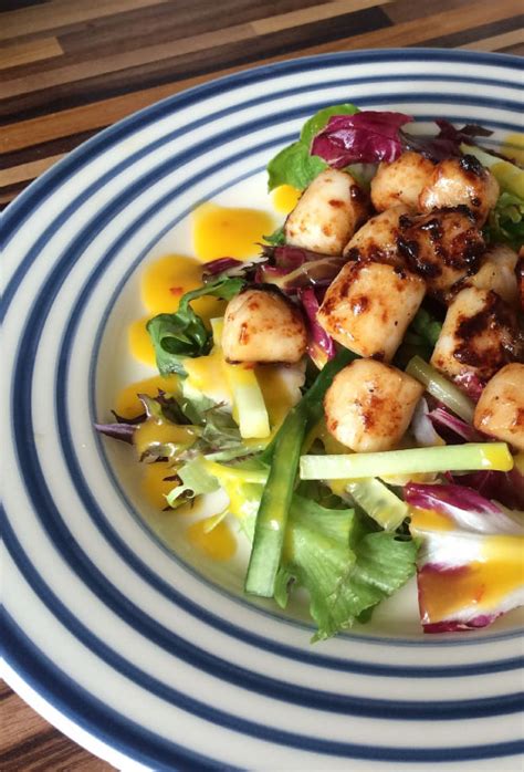 Eat Clean Recipe For Summer Scallop Salad With Mango Red Pepper And Avocado