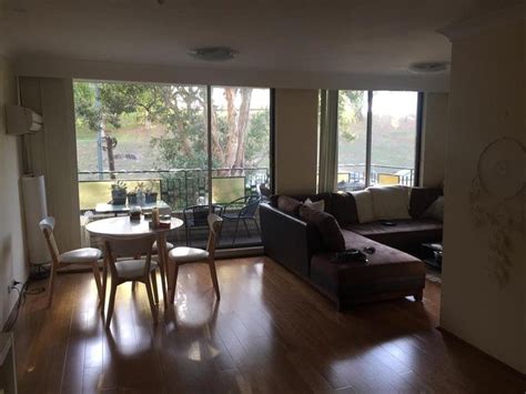 Minutes away from westfield's shopping center, close to. House share Bondi Junction, Sydney $334pw, 2 bedroom apartment