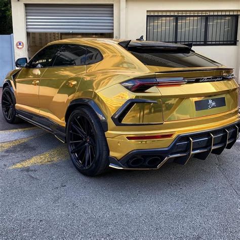 Lamborghini Urus Le Suv Le Plus Puissant Du Monde Dans Une