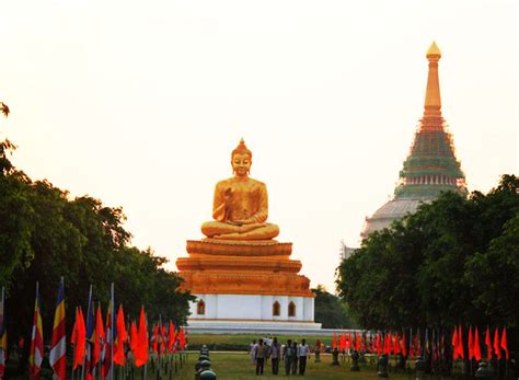 Buddhist Pilgrimage Sites In India Hello Travel Buzz