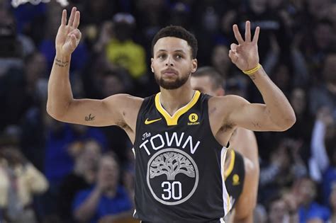 Latest on golden state warriors point guard stephen curry including news, stats, videos, highlights spin: Former Teammate Goes Crazy as Steph Curry Gives an Epic ...