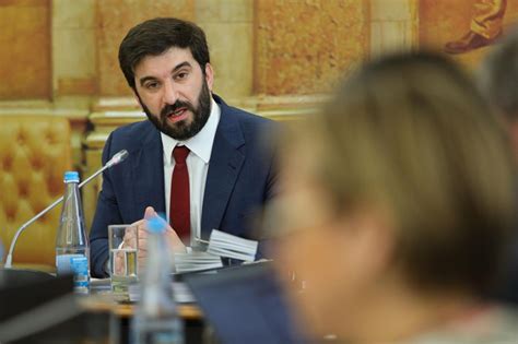 Nova Secretária De Estado Da Educação Já Foi Chefe De Gabinete Do Ministro Portugal SÁbado
