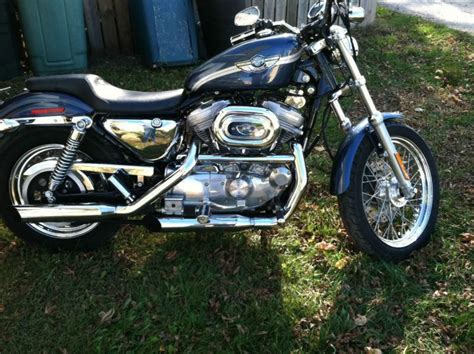 The installed seat is a mustang and looks absolutely great on the bike and is extremely comfortable. Buy 2003 Harley Davidson Sportster 883 Anniversary on ...