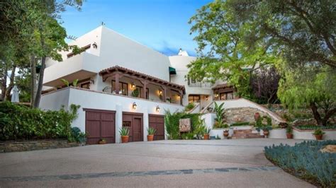 Malibu Villa With Rock Pedigree Rolls Onto The Market At 3475 Million