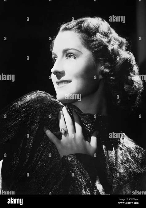 Norma Shearer 1930s Stock Photo Alamy
