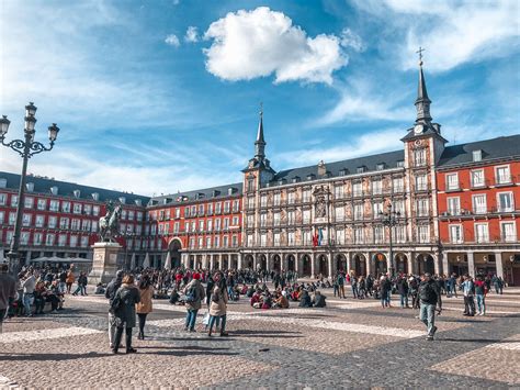 10 Amazing Things To Do In Madrid Plaza Mayor Parisian Style Guides