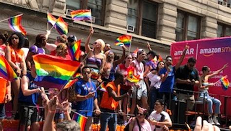 New York S Gay Pride Parade Celebrates Lbgtq Identify
