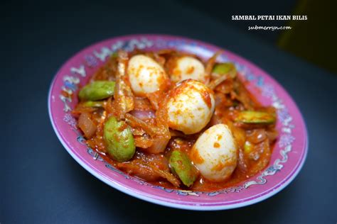 Fry for another three minutes to mix the ikan bilis and sambal. Resipi Mudah Sambal Petai Ikan Bilis ⋆ Home is where My ...