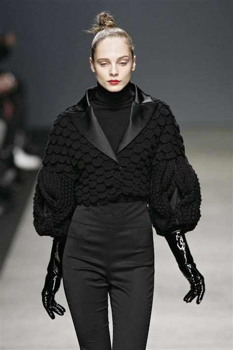 Iceberg Fall 2009 Runway Pictures | Knitwear fashion ...