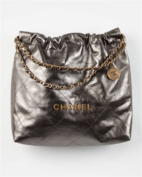 Chanel Chanel 22 Handbag