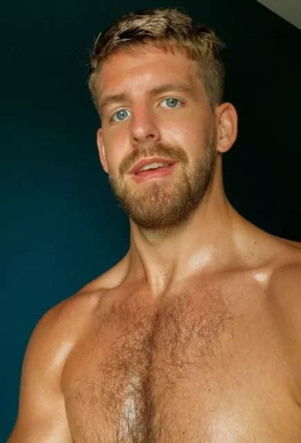 Shirtless Male Muscular Blond Hairy Chest Beard Hunk Beefcake Photo 4x6