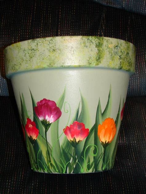Clay Pot Painted Vibrant Florals On This Clay Pot Used Plaid Folkart
