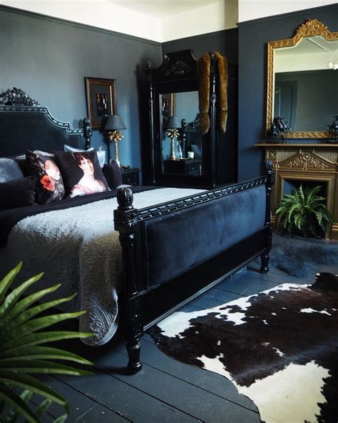 45 Dark And Moody Bedroom Decorating Ideas Beautiful Bedroom Designs